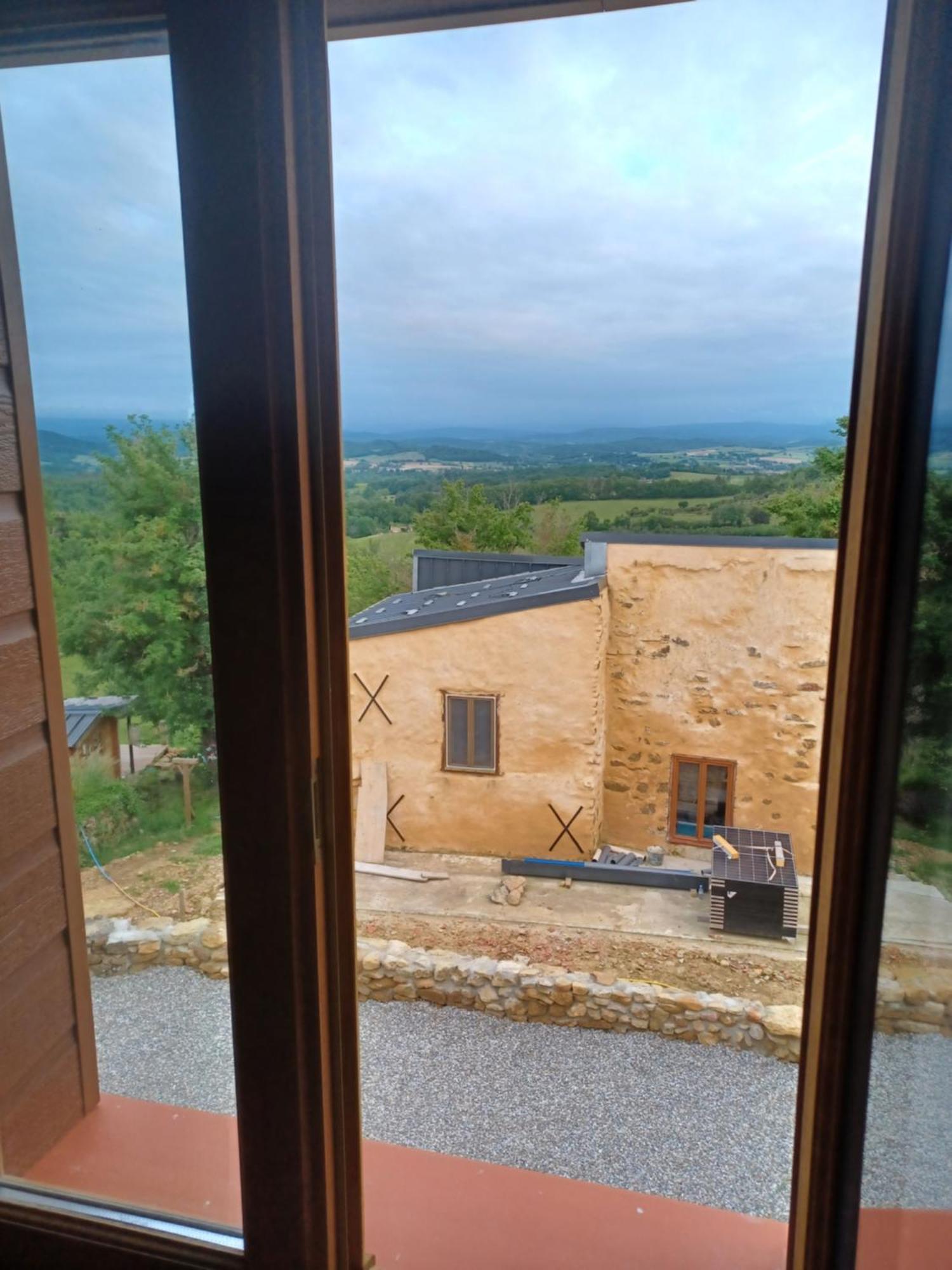La Biste Villa Мирпоа Екстериор снимка
